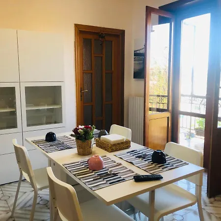 Residenza Donna Maria 埃尔科拉诺